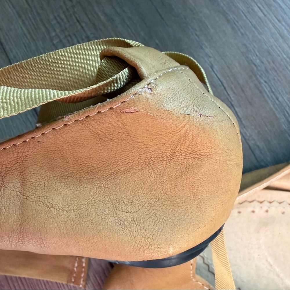 Kimchi Blue Sweetheart Ankle-Tie Skimmer Flats - Picture 11 of 11